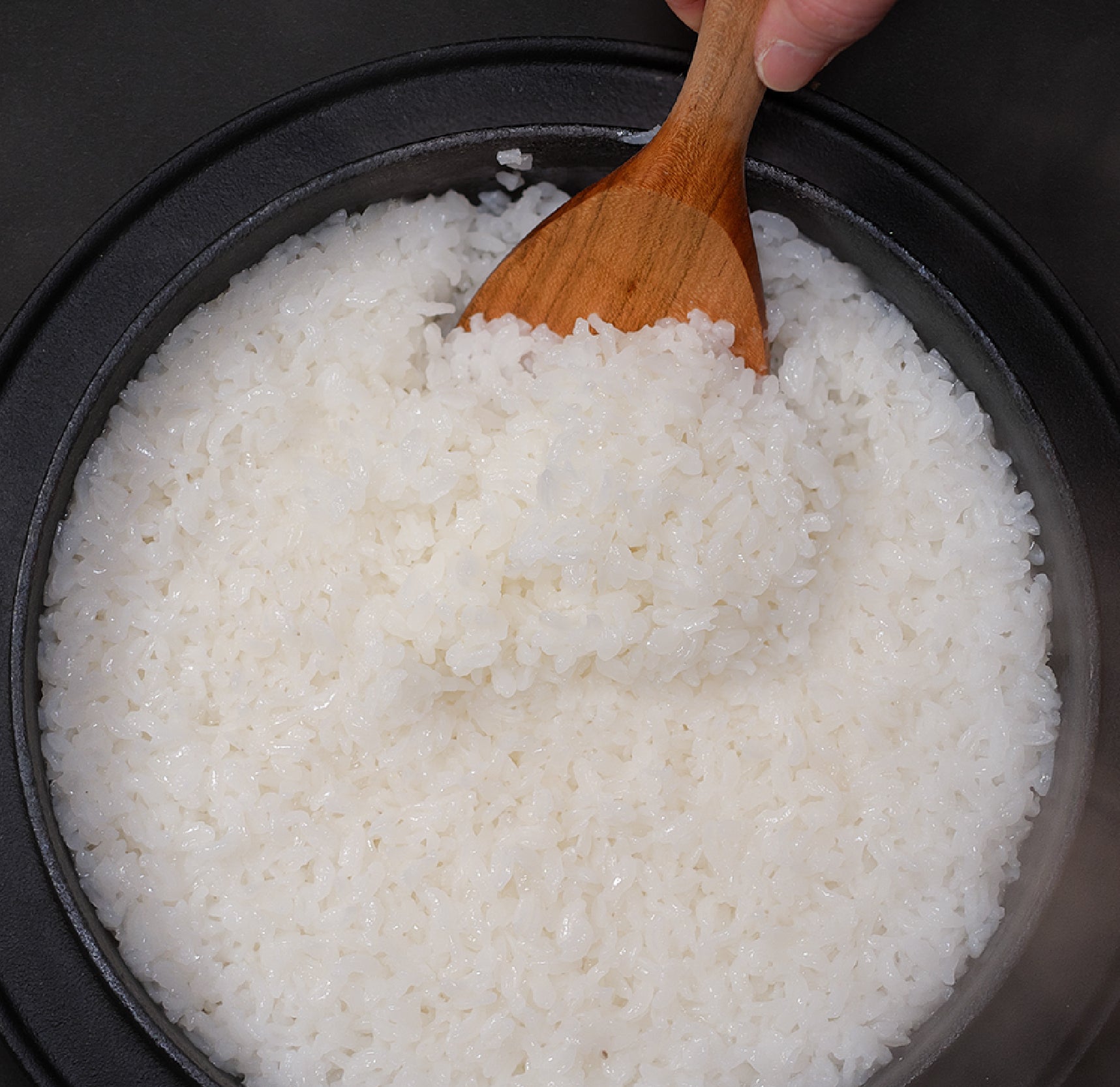 KAMA-ASA’s Cast Iron Rice Cooking Pot
